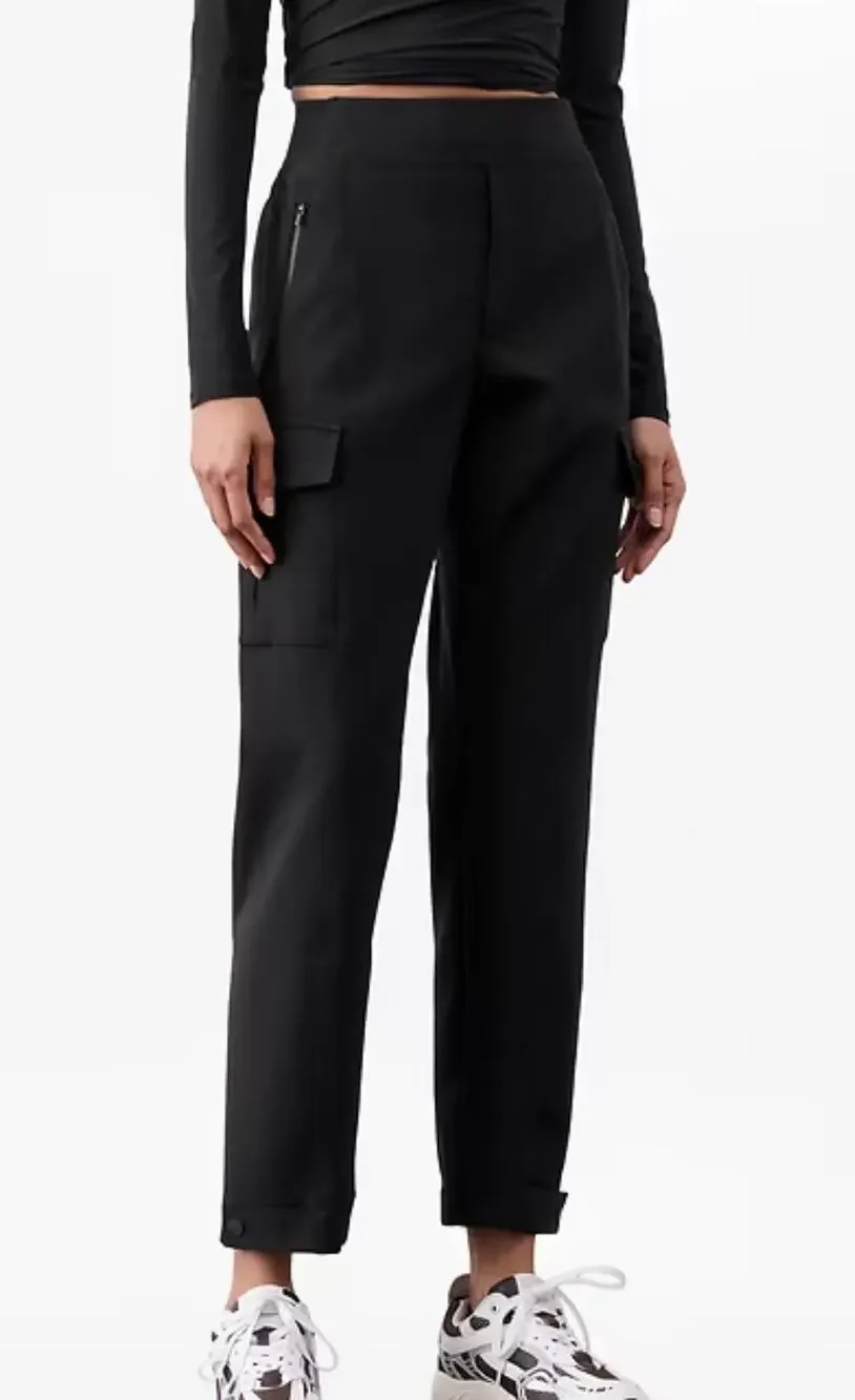 Athleta Endless High Rise Cargo Pant - size 14